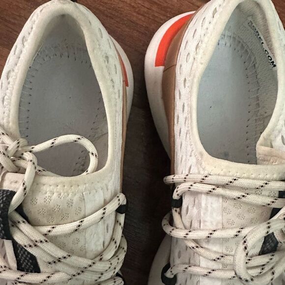 Sorel White and Tan Sneakers - Picture 4 of 7